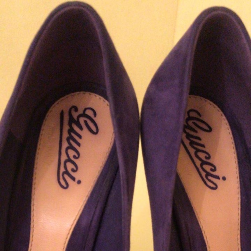 Gucci Heels - Picture 4 of 4